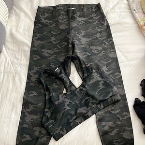 Brand new fabletics set